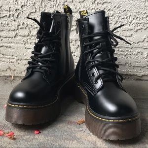 Platform Combat Boots Dr. Marten look alike